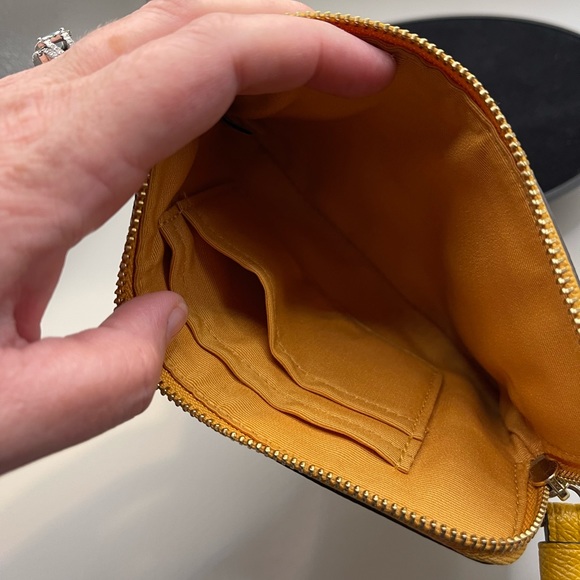 Coach wristlet - Picture 5 of 5